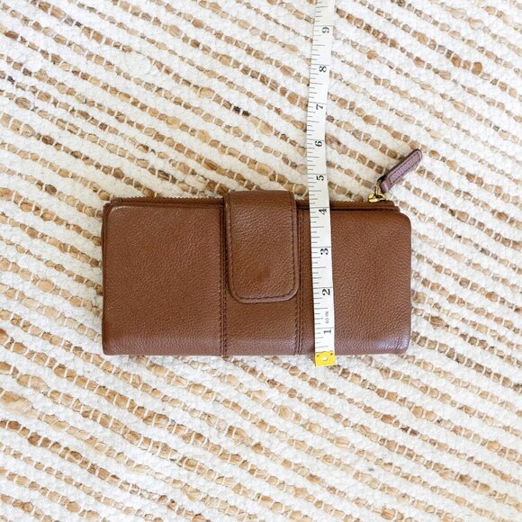 FOSSIL ELLA CLUTCH ZIP AROUND WALLET MEDIUM BROWN LEATHER - Picture 2 of 10